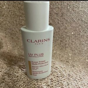 CLARINS
